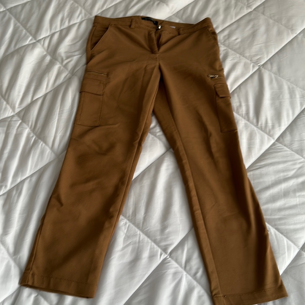 Mustard colour trousers with side pockets medium rise